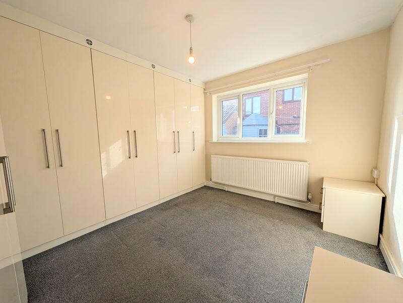 House in Doncaster - View 5