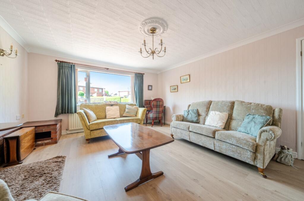 House in West Lindsey, Nettleham CP - View 2