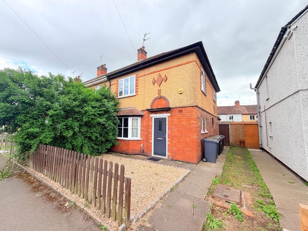 3-bed terraced on St. Marys Road, Nuneaton, CV11, £185,000