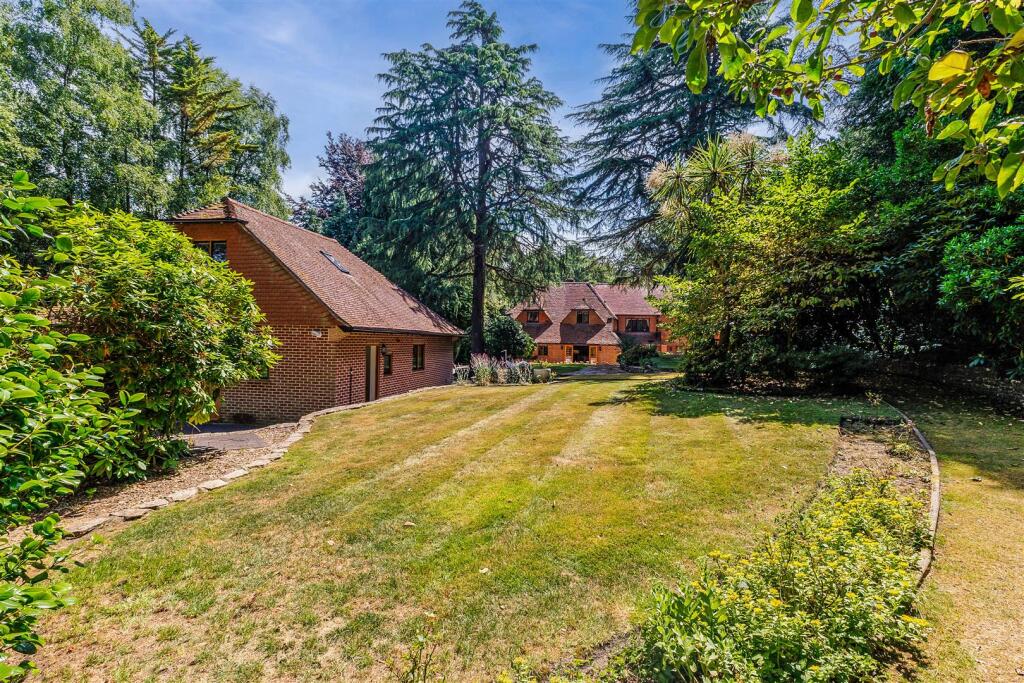 Additional image 4 of Martello Road, Branksome Park