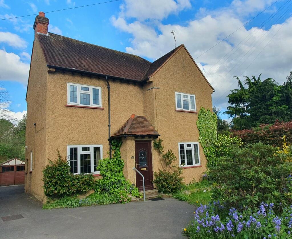 Main image of property: Lower Road, Chalfont St Peter, Gerrards Cross, SL9