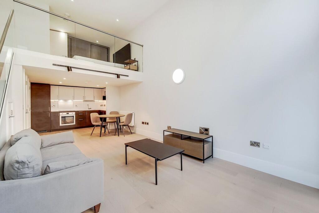 Apartment in London - More