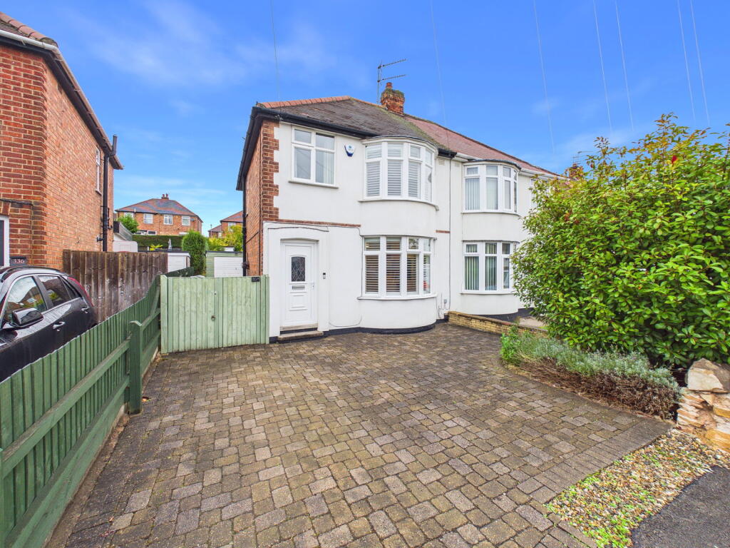 3-bed semi-detached on Foxhill Road, Carlton, Nottingham, NG4 1QD, £285,000