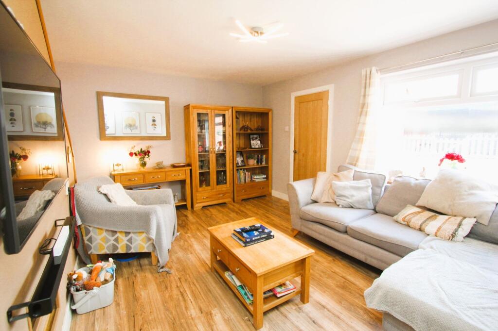 Monmouth Way, Boverton, CF61 - View 3