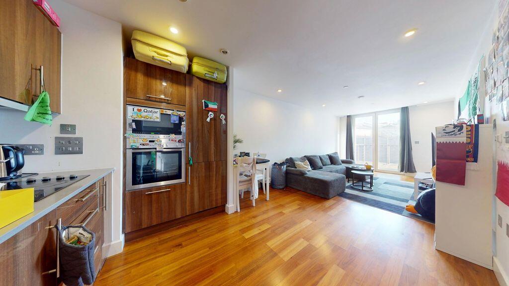 Main image of property: The Hayes, Cardiff