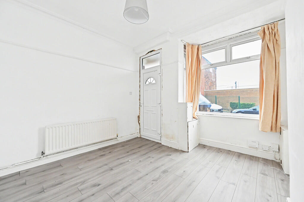 House in Stoke-on-Trent - View 2