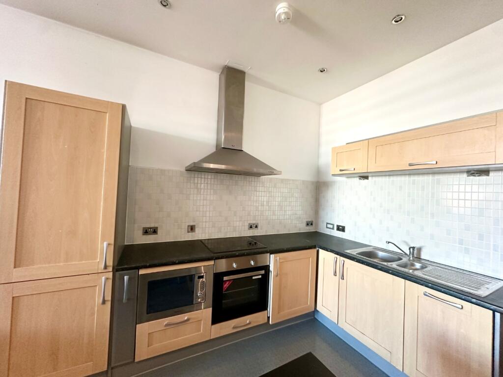 Apartment in Nottingham - View 4