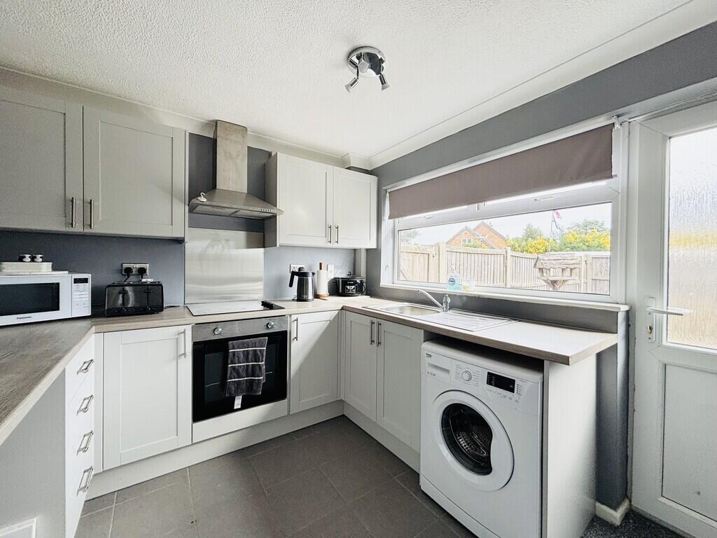 Marlborough Green Crescent, Martham photo 2