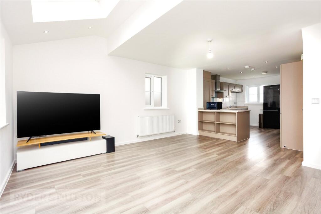 House in Oldham - View 3