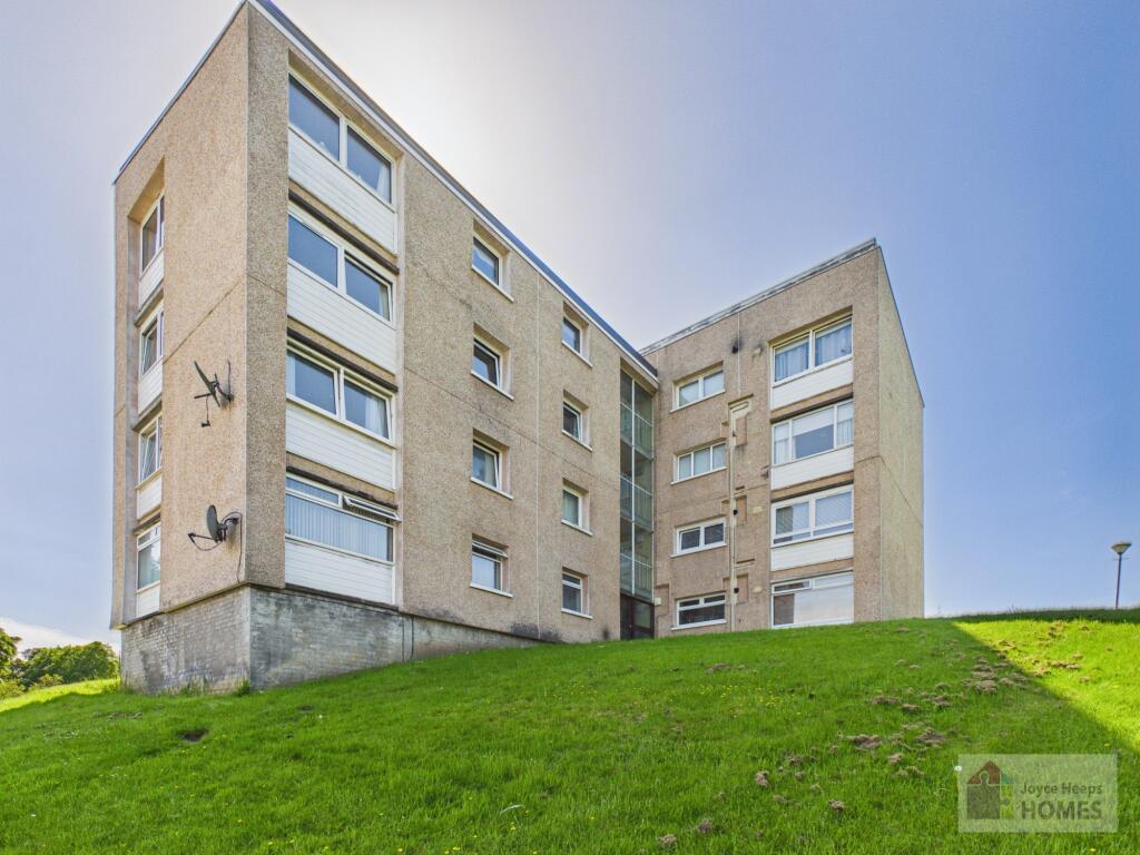 2-bed flat on Tarbolton, Calderwood, East Kilbride, G74 , £85,000