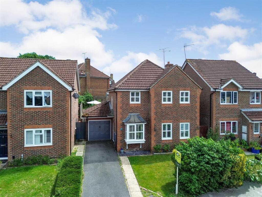 Main image of property: Greenfinch Way, Horsham