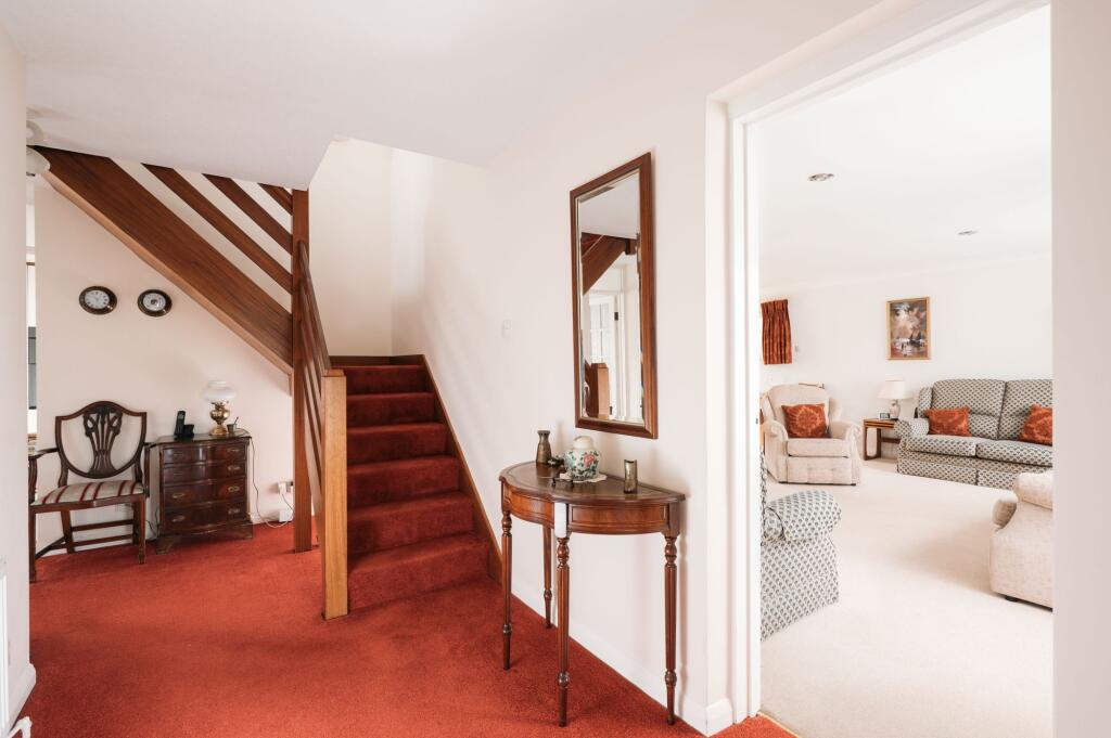 House in Newport Pagnell, City of Milton Keynes - View 2