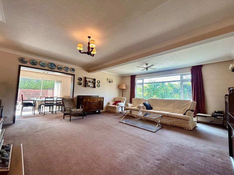 Chiltern Close, Poole photo 2