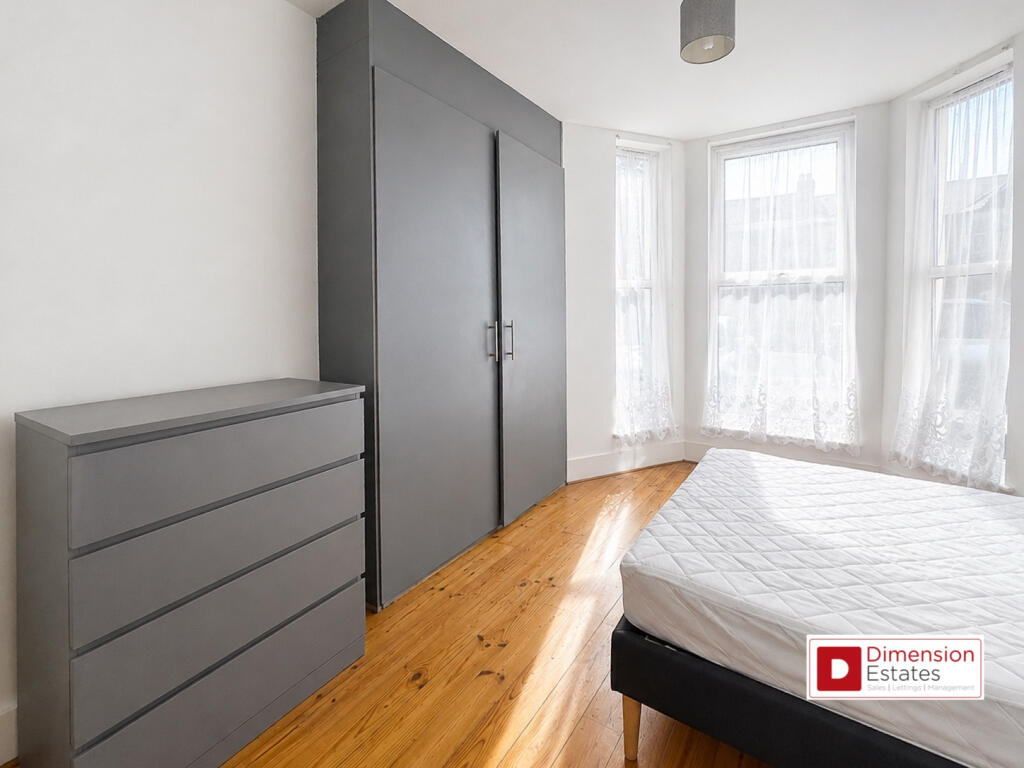 Apartment in London - More