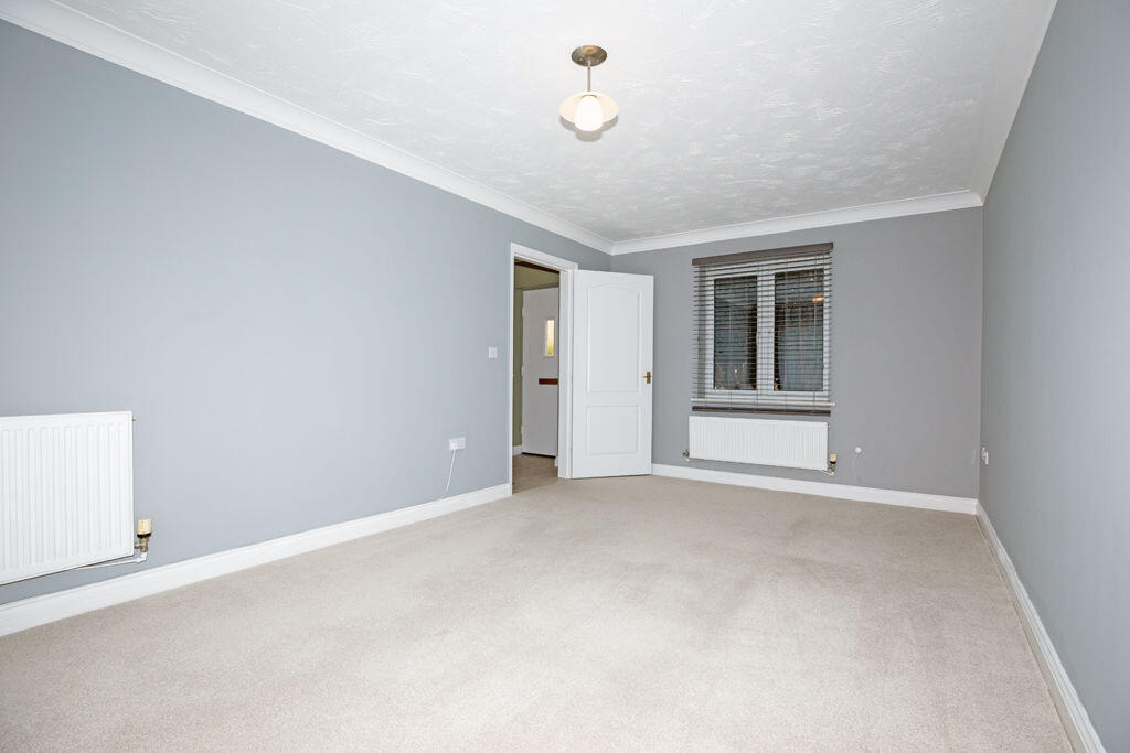 Collinson Crescent, Huntingdon, PE28 photo 4