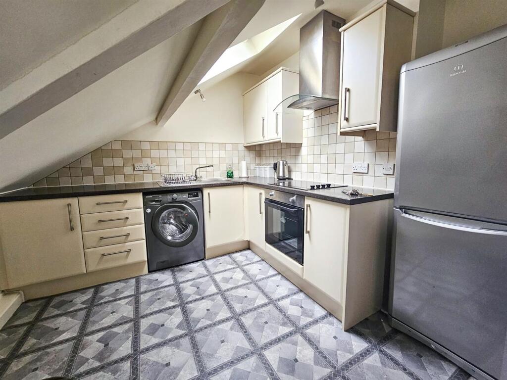 Apartment in Bradford, Brunthwaite, Silsden - View 4