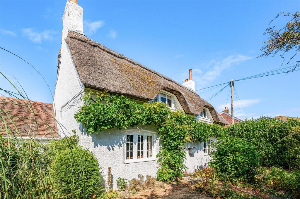 Main image of property: Havant Road, Hayling Island