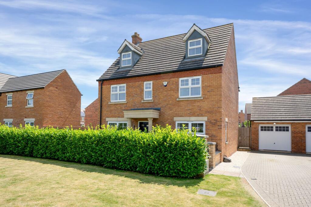 5-bed detached on Tatum Close, Stamford, PE9, £600,000