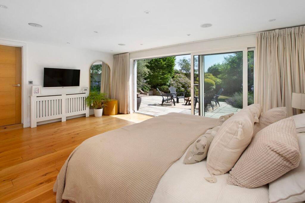 House in Torquay - View 3