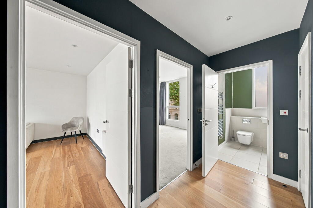 Apartment in London - View 4