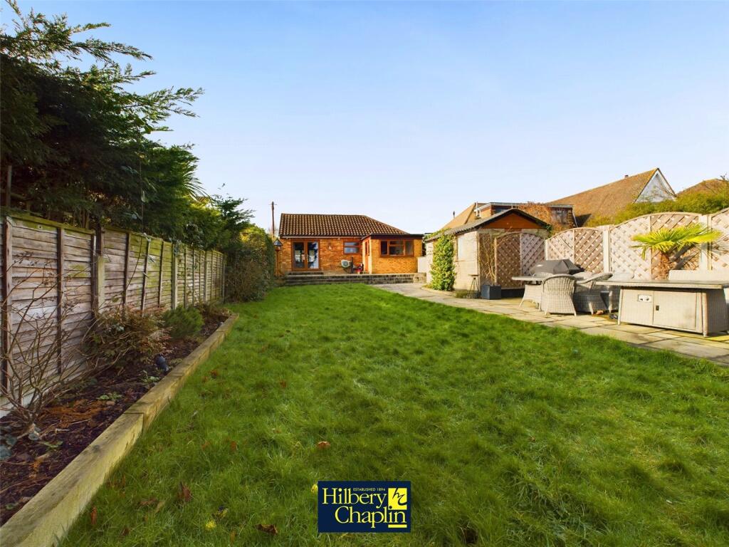 Shakespeare Avenue, Langdon Hills, Basildon, Essex, SS16 photo 2