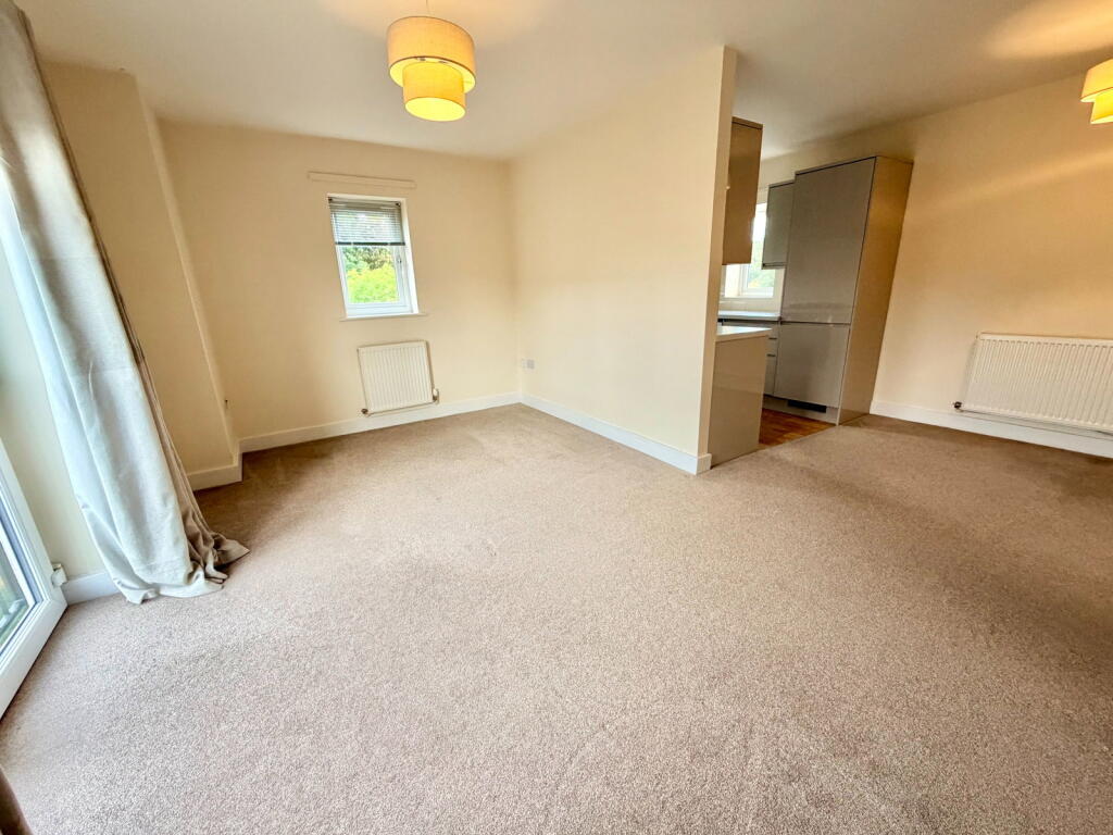 Apartment in Sheffield - View 5