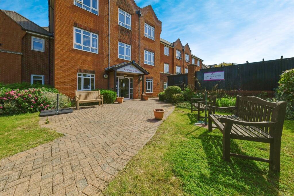 1-bed other on Elmside Walk, Hitchin, £200,000