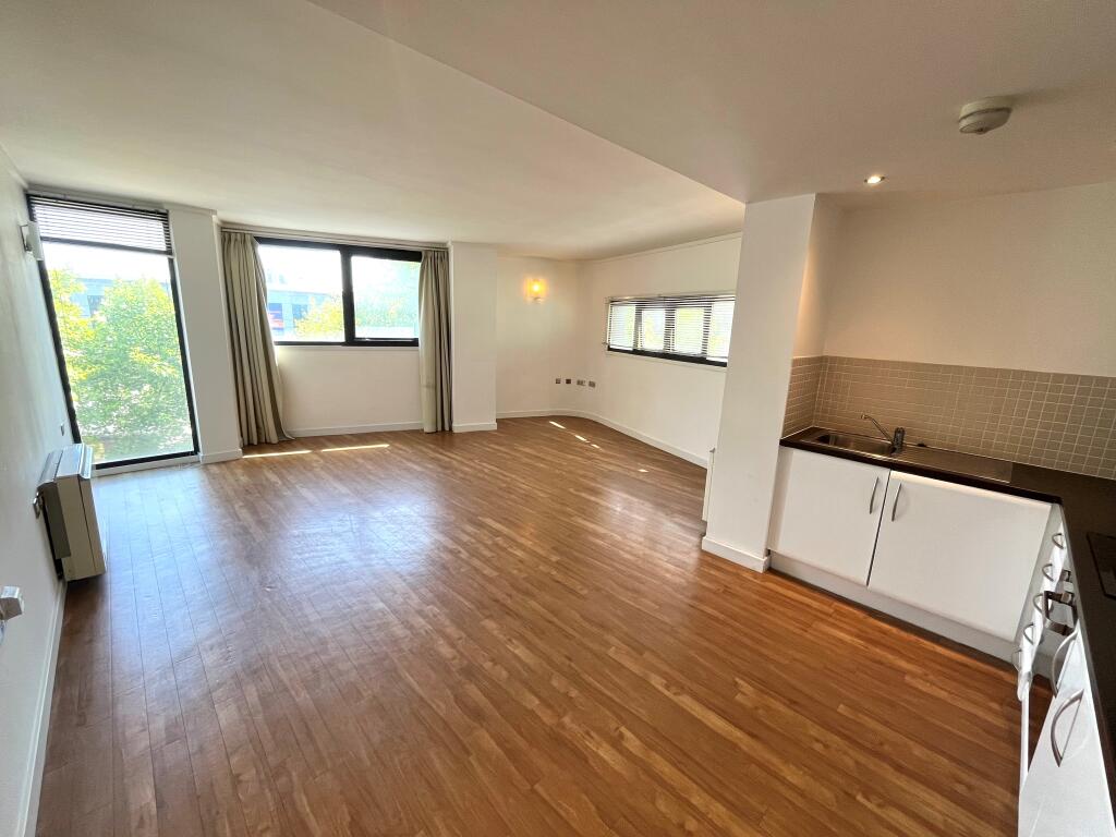 Main image of property: Bolero Square, Nottingham