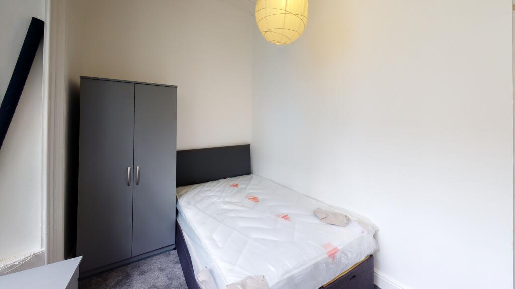Apartment in Bristol - View 3