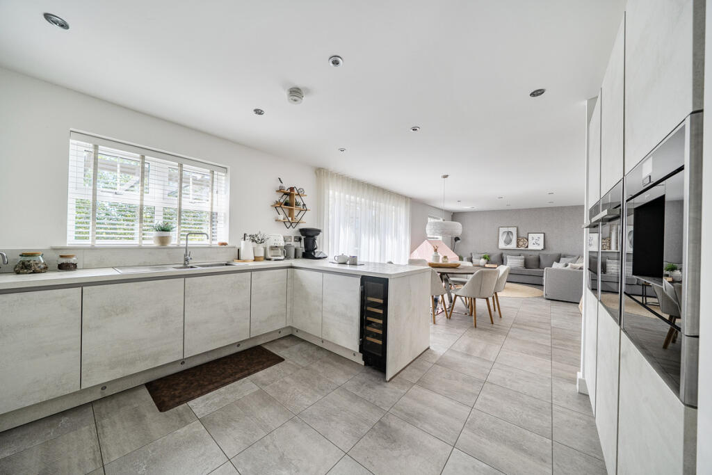 Mosedale Drive, Leeds, LS14 photo 4