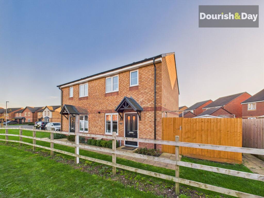 3-bed semi-detached on Harrow Place, Marston Grange, Stafford, ST16, £220,000