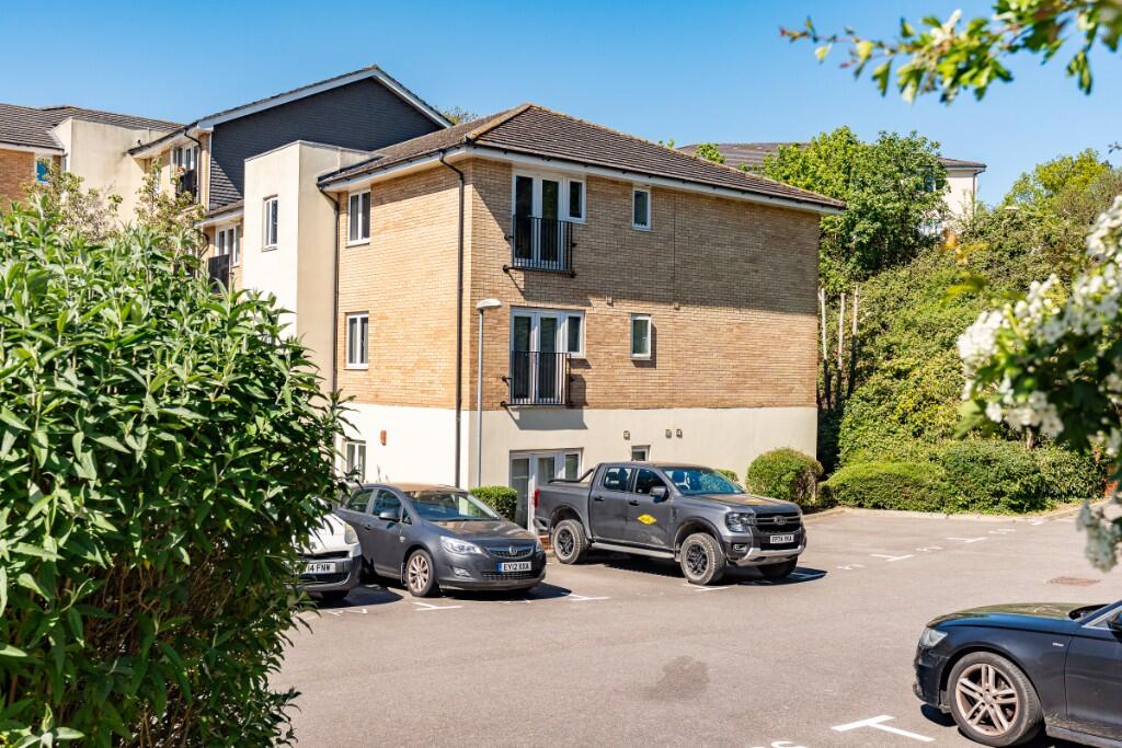Main image of property: Waterfall Close, Hoddesdon, EN11