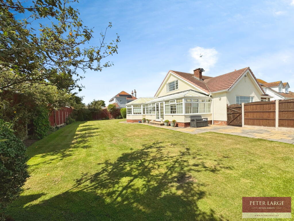 San Rose, Kendal Road, Kinmel Bay, Conwy LL18 5BT photo 2