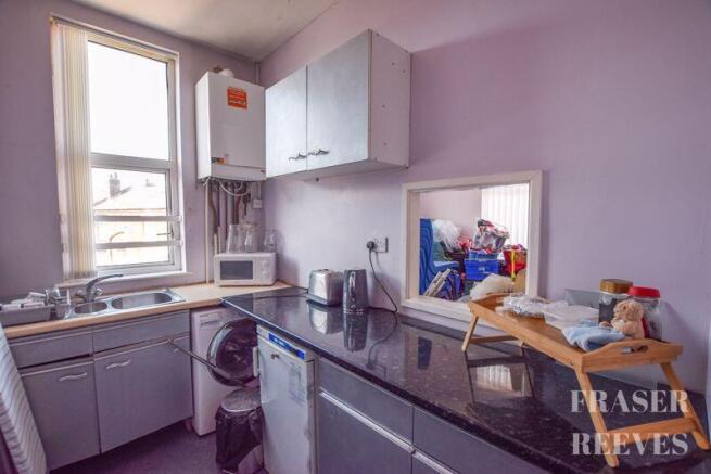 FIRST FLOOR KITCHEN