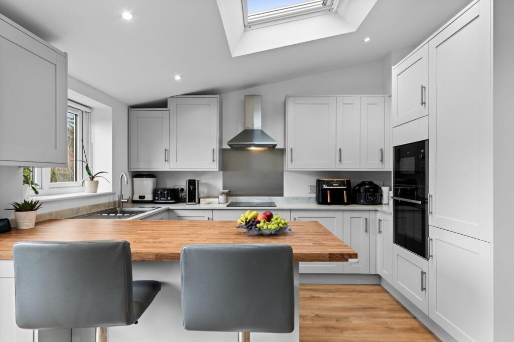 Main image of property: Downsway, Whyteleafe, CR3