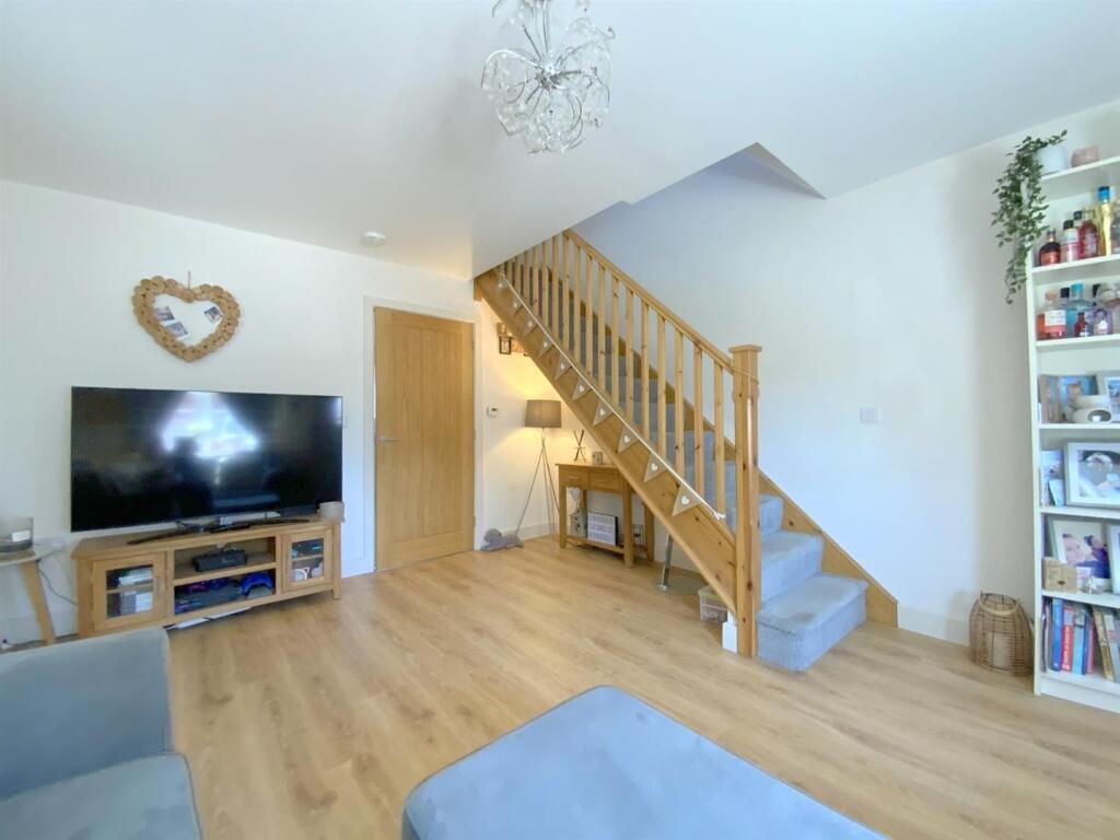 Rosemallow Close, Grimsby photo 4