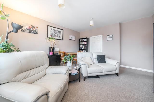 Pelican Lane, Newbury - View 2