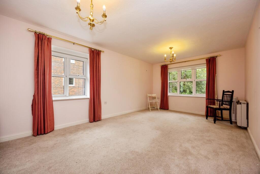 Apartment in Guildford - View 3