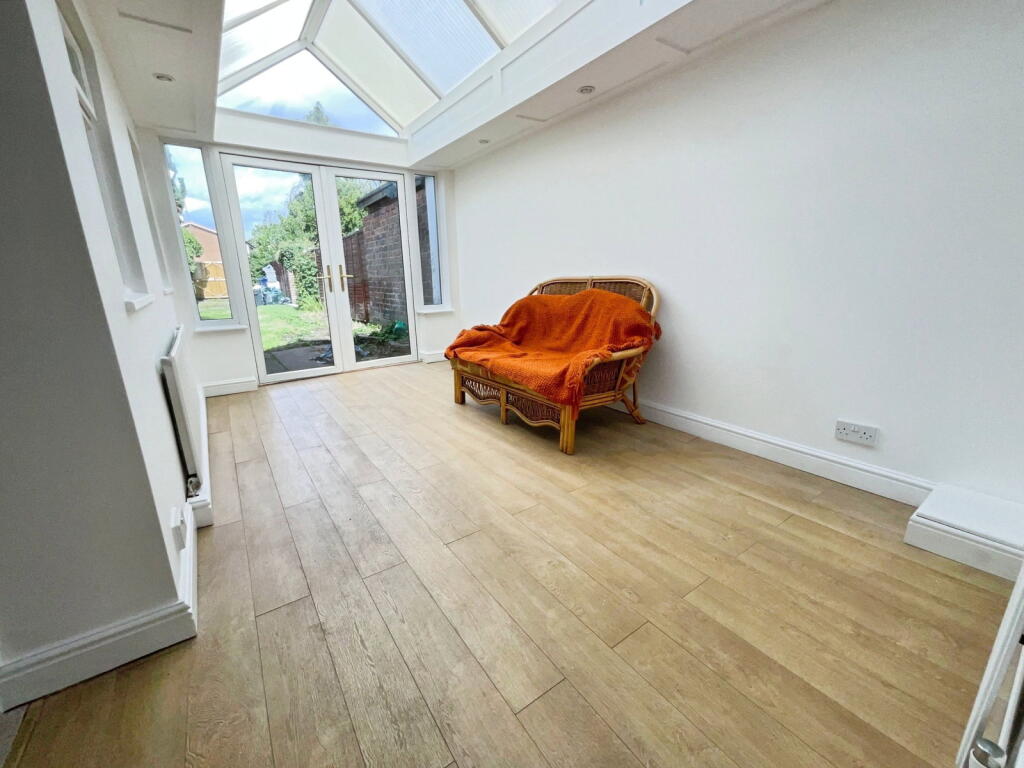 House in Dudley - View 2