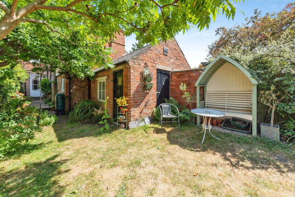 House in North Kesteven, Sleaford - View 2