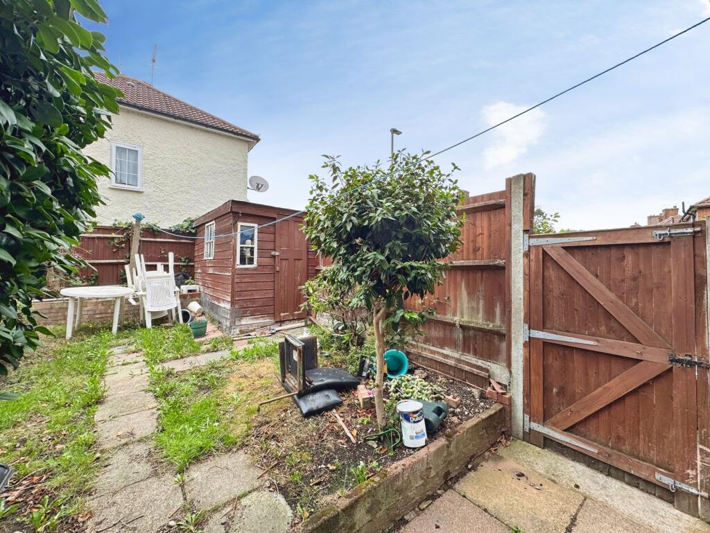 House in London - View 5