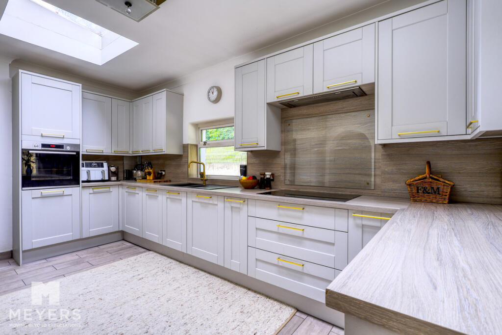Apartment in Bournemouth - View 4