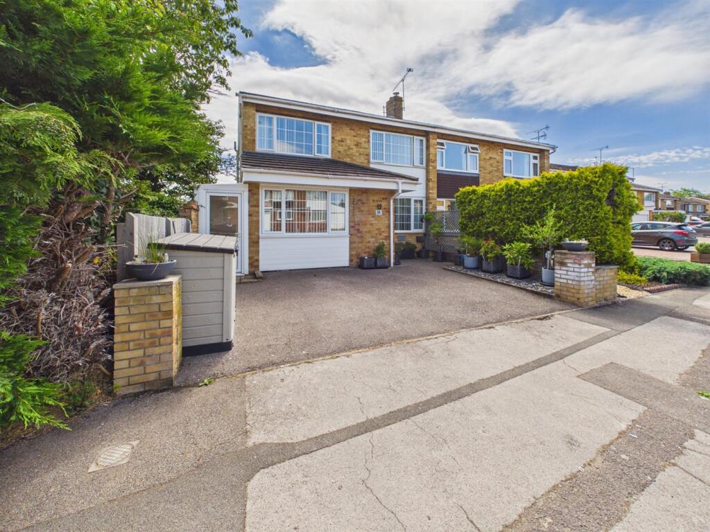 Main image of property: Warnford Road, Tilehurst, Reading