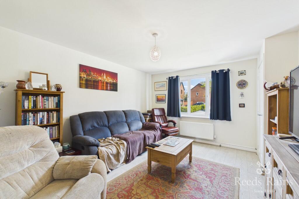 House in Knowsley, Liverpool City Region - View 2