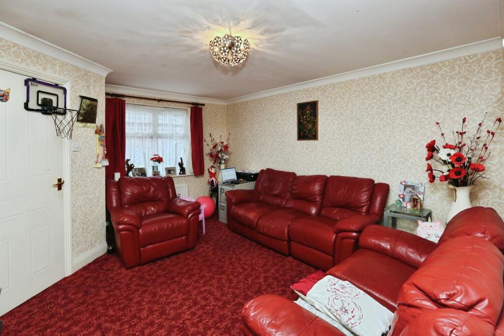 House in Gosport, Hampshire - View 4