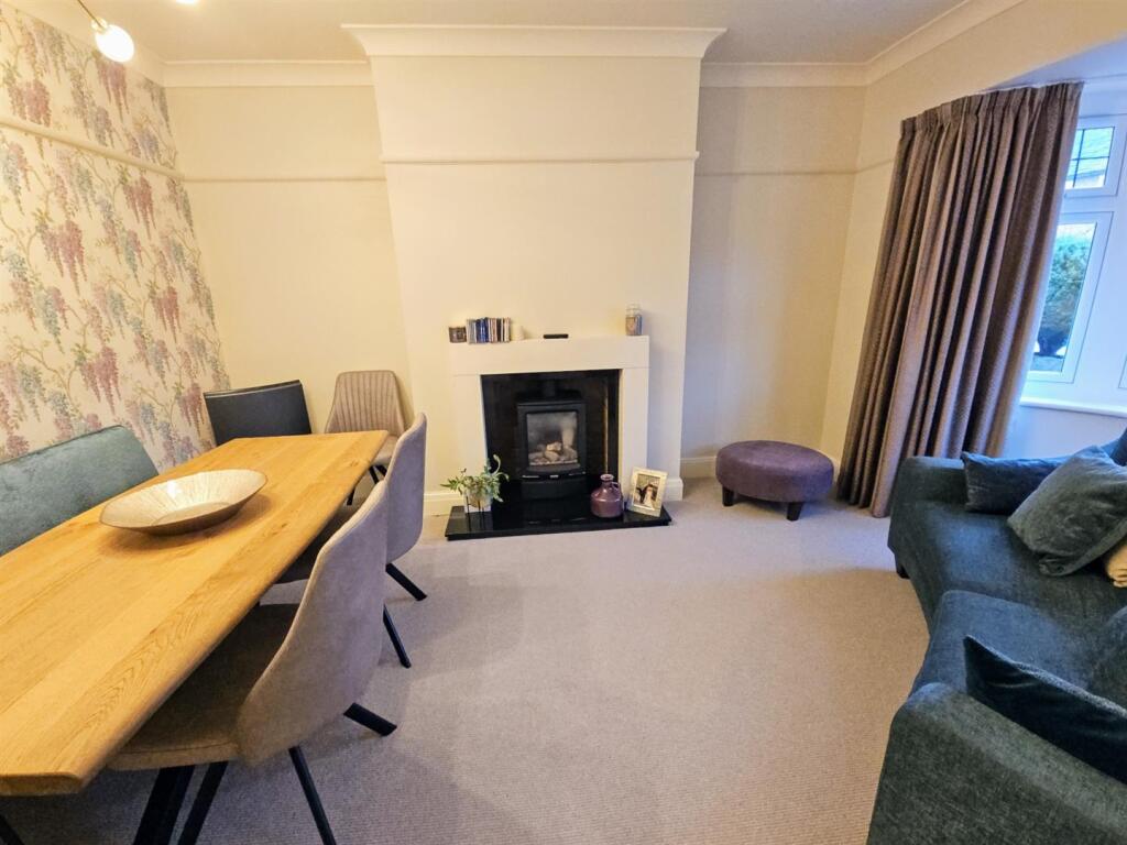 Bridgefield Avenue, Wilmslow photo 3