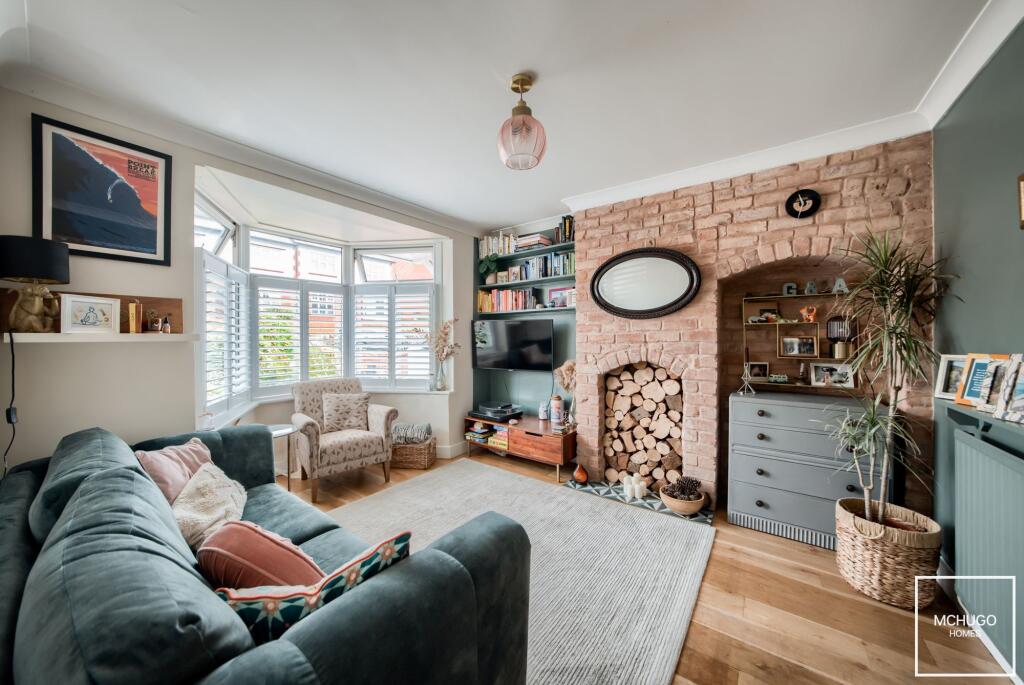 House in Birmingham, West Midlands - More