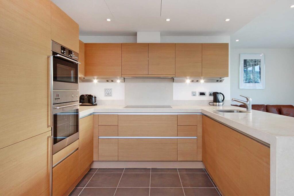 Apartment in London - View 3