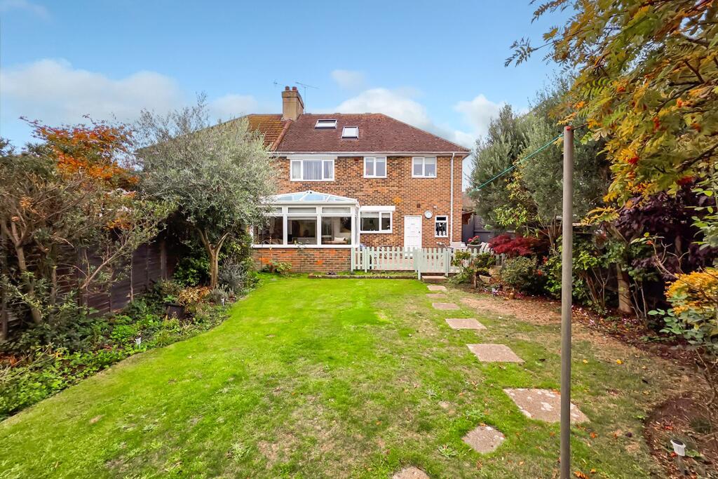 Albert Road, Rustington, BN16 photo 4