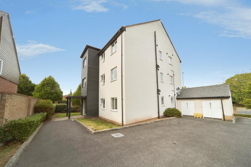 Main image of property: Oaklands Crescent, Gipton, Leeds